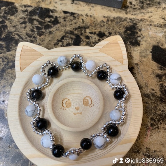 Crystal bracelets - Picture 2 of 6